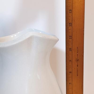 LOT 177: W.H. Grindley Royal Ironstone China Wash Basin with K.T. & K. Pitcher