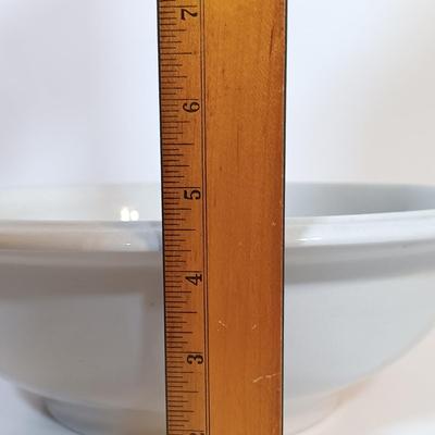 LOT 177: W.H. Grindley Royal Ironstone China Wash Basin with K.T. & K. Pitcher