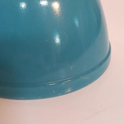 LOT 187: Vintage Pyrex Primary Colors Mixing Bowl Set