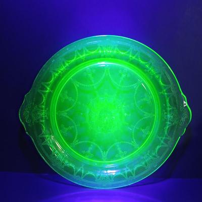 LOT 189: Uranium Glass Covered Candy Dish, Cameo Pattern Cake Tray & Two Plates