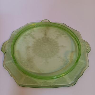 LOT 189: Uranium Glass Covered Candy Dish, Cameo Pattern Cake Tray & Two Plates