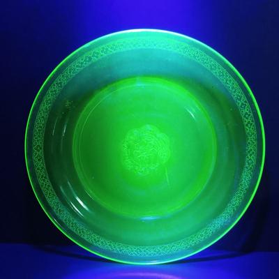 LOT 189: Uranium Glass Covered Candy Dish, Cameo Pattern Cake Tray & Two Plates