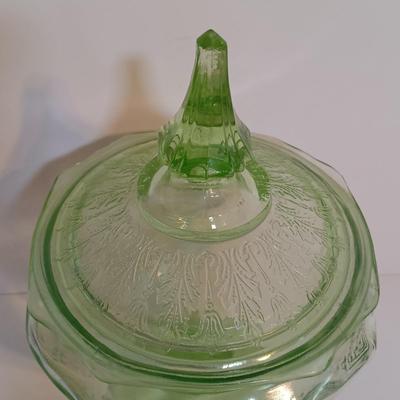 LOT 189: Uranium Glass Covered Candy Dish, Cameo Pattern Cake Tray & Two Plates