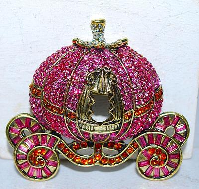 Pinks & Orange Colored "CINDERELLA's CARRIAGE" BROOCH (2¾" x 2½") on a Gold Tone Setting