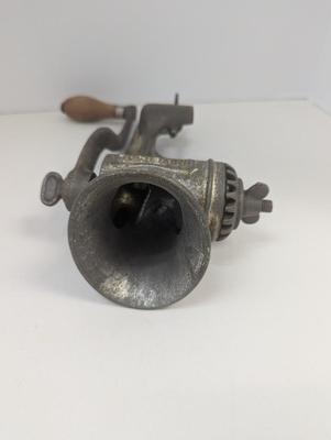 Vintage Universal No. 2 Meat Grinder & Food Chopper LF&C New Britain Conn USA #4