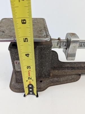 Vintage Metal Triner Postal Scale Model No 88