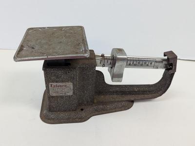 Vintage Metal Triner Postal Scale Model No 88