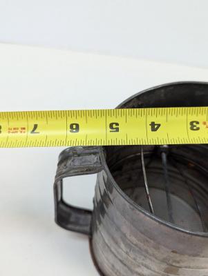 Vintage Bromwell's 5-Cup Measuring-Sifter With Wood Knob Handle USA