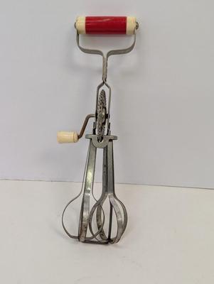 Vintage Androck Product Hand Crank Mixer Egg Beater Stainless Steel Red/White Handle