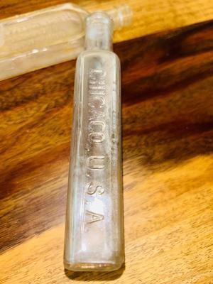 OLD APOTHECARY AND OTHER GLASS BOTTLES