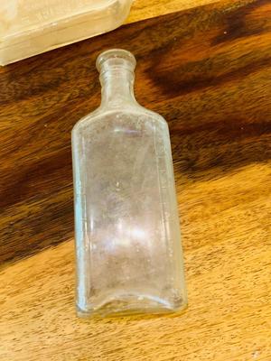 OLD APOTHECARY AND OTHER GLASS BOTTLES