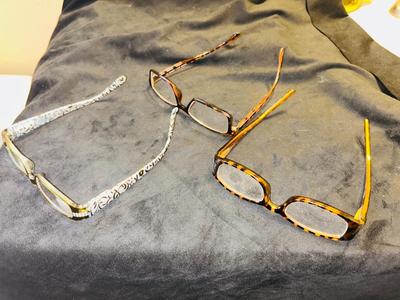 +1.75 READING GLASSES