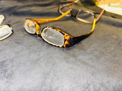 +1.75 READING GLASSES