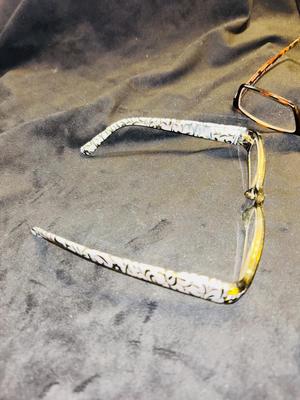 +1.75 READING GLASSES
