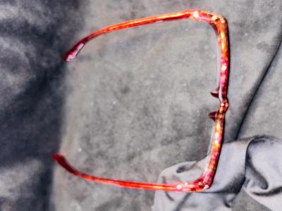 +2.50 READING SUNGLASSES AND VERA WANG SUNGLASSES