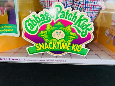 NIB 1995 CABBAGE PATCH SNACKTIME KID