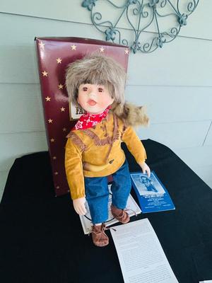 KNOWLES BORN TO BE FAMOUS “DAVEY CROCKET” PORCELAIN DOLL