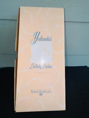 ASHTON DRAKE GALLERIES DOLL “ YOLANDA‘S LULLABY BABIES”