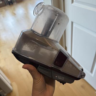 Shark Rocket Deluxe Pro (P-HS)