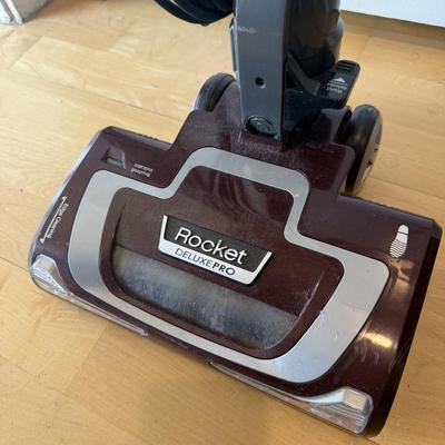 Shark Rocket Deluxe Pro (P-HS)