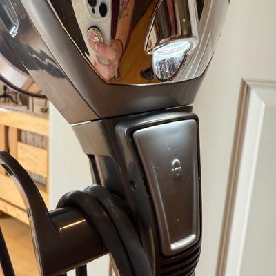 Shark Rocket Deluxe Pro (P-HS)