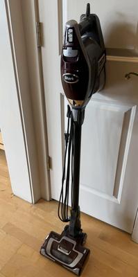 Shark Rocket Deluxe Pro (P-HS)