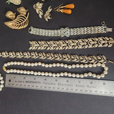 Lot of Vintage Costume Jewelry Monet, Coro, Necklaces,Bracelets, Earings, Brooches