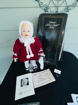 ASHTON DRAKE GALLERIES YOLANDA’S PICTURE PERFECT BABY “JENNIFER”