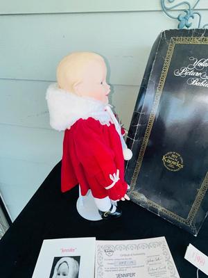 ASHTON DRAKE GALLERIES YOLANDA’S PICTURE PERFECT BABY “JENNIFER”