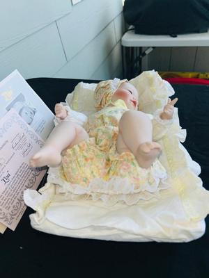 ADG YOLANDA’S PICTURE PERFECT BABY “LISA”