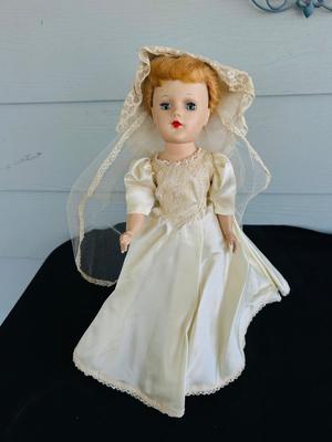 VINTAGE 1950’s WALKER, DOLL By FAIRY LAND TOY PRODUCTS “SWEET SUE”