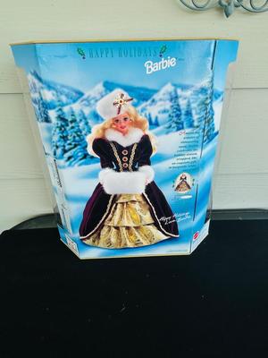 1996 HAPPY HOLIDAYS BARBIE DOLL