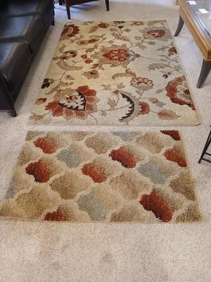 Pair of Area Rugs – Orian Cliffony Bisque & Geometric Accent Rug