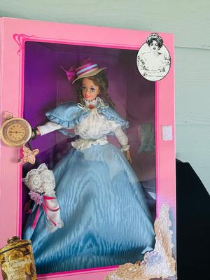 1993 GIBSON GIRL BARBIE DOLL