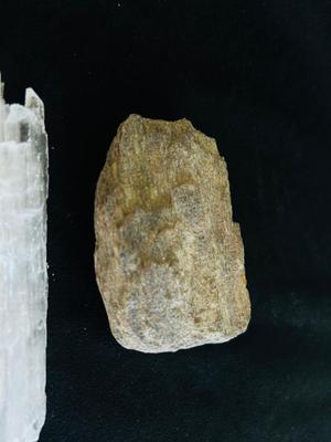POLISHED EGG SHAPED ROCKS, OTHER STONES, AND MINERALS.
