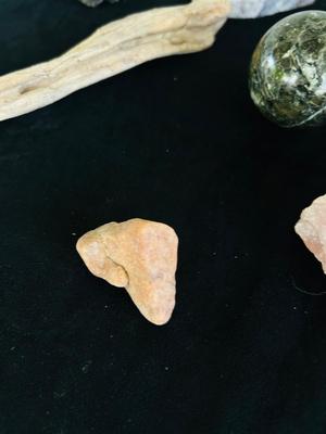 POLISHED EGG SHAPED ROCKS, OTHER STONES, AND MINERALS.