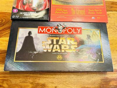 SCRABBLE ELECTRONIC CATCHPHRASE, STAR WARS MONOPOLY, AND PUZZLE