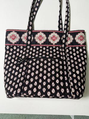 LOT 69L: Matching Vera Bradley Bags