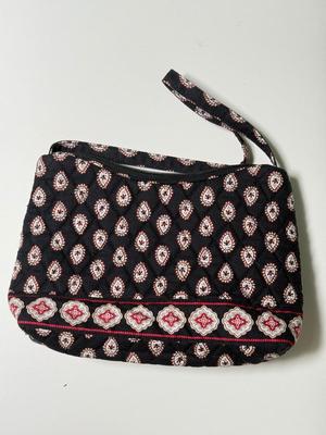 LOT 69L: Matching Vera Bradley Bags