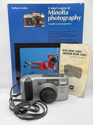 LOT 74D: Vintage Minolta Freedom Zoom 140X 35mm Point & Shoot Film Camera w/ Manual & Minolta Photography Book
