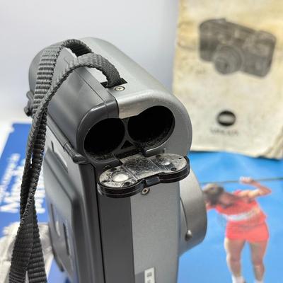 LOT 74D: Vintage Minolta Freedom Zoom 140X 35mm Point & Shoot Film Camera w/ Manual & Minolta Photography Book