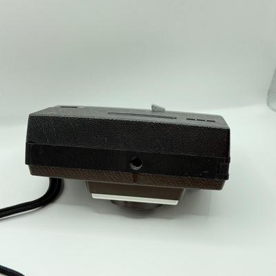 LOT 75D: Vintage Kodak Instamatic Film Cameras: 300, X-15F & Pocket 30 w/ Strobe A Electronic Flash
