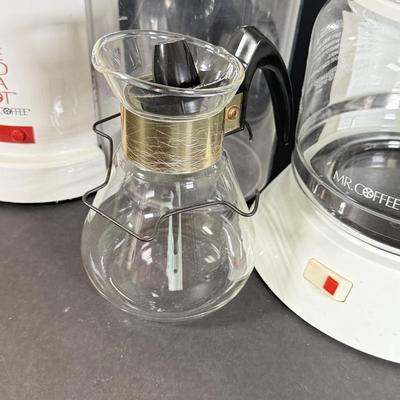 LOT 79K: Corning Stove Top Coffee Pot, Mr. Coffee Coffee Maker & Iced Tea Pot