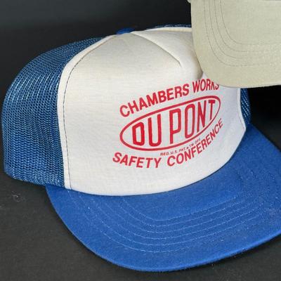 LOT 121L: DuPont Windbreaker & Hats