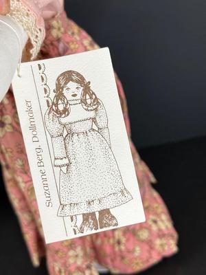 LOT 123D: Suzanne Berg Fabric Dolls