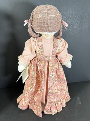 LOT 123D: Suzanne Berg Fabric Dolls