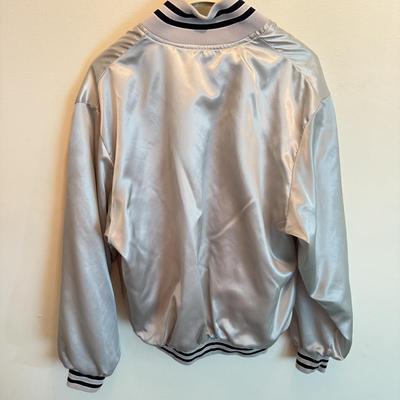 LOT 124L: 1994 Birdie Golf Windbreaker. & Golf Hats