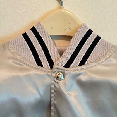 LOT 124L: 1994 Birdie Golf Windbreaker. & Golf Hats