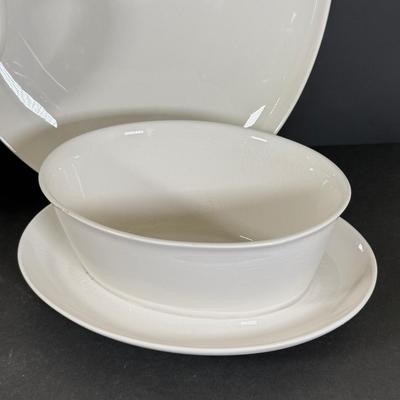 LOT 132K: Franciscan White Stone Wear Dishes