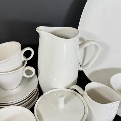 LOT 132K: Franciscan White Stone Wear Dishes